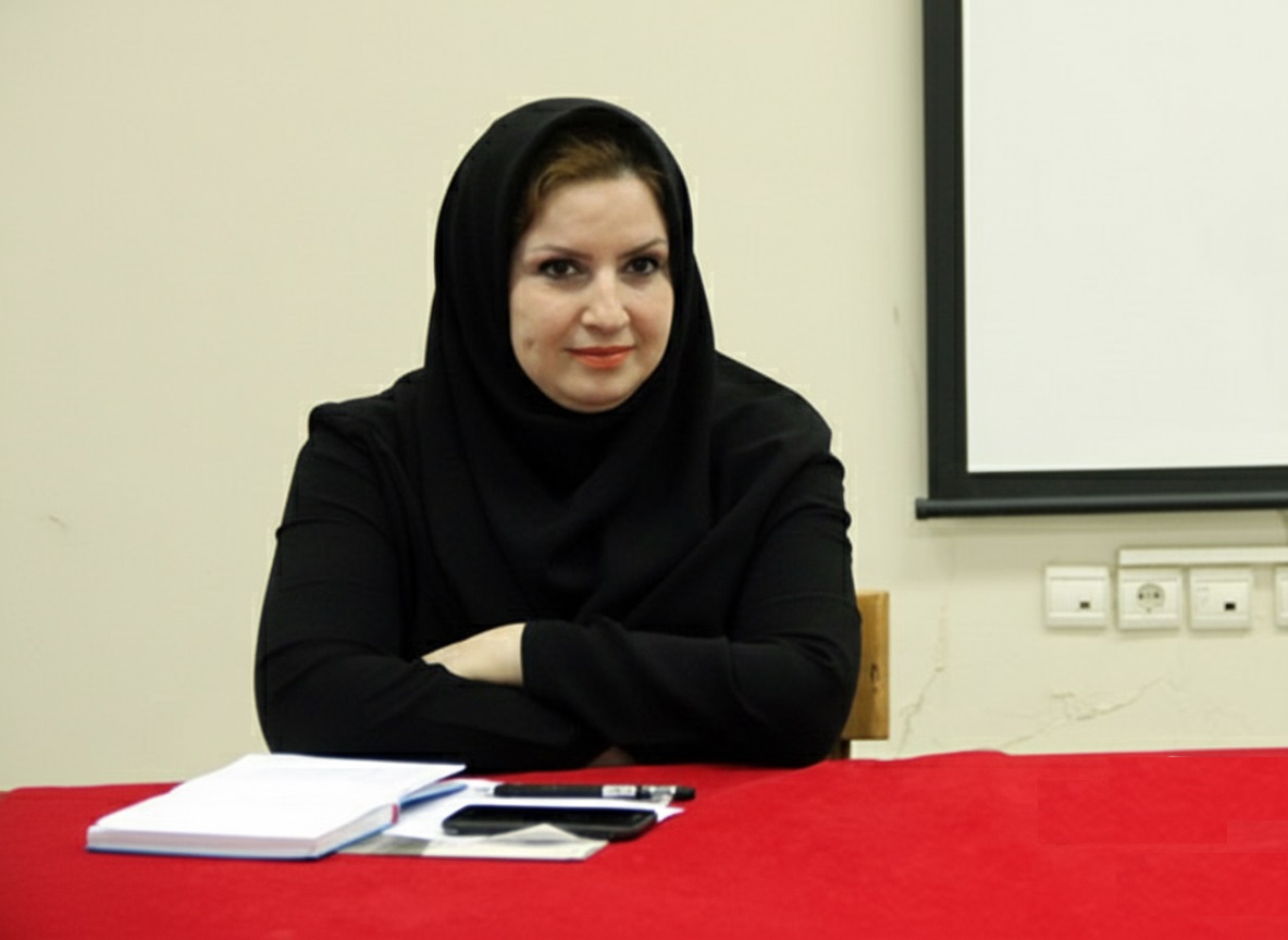 کلمه، سلاح است؛ یا می‌سازد، یا ویران می‌کند