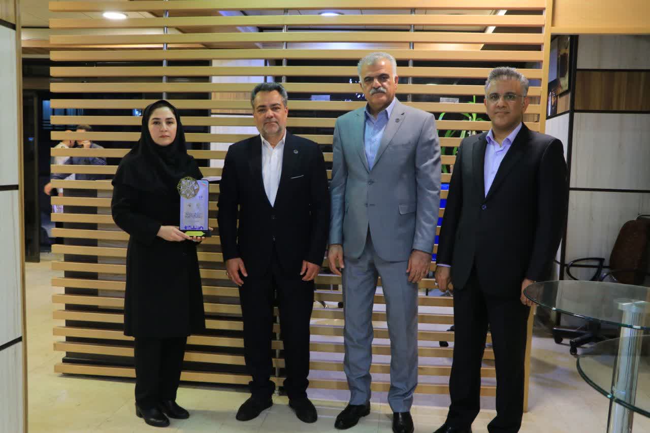 شرکت آب و فاضلاب فارس برای دومین سال متوالی دستگاه برتر استان شد(+جزئیات)