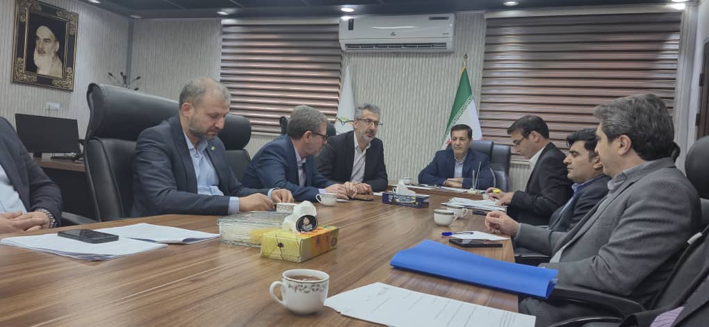 نشست هم‌اندیشی حل مشکلات شهر صدرا؛ واگذاری اختیارات شرکت عمران به شهرداری و حل‌وفصل اختلافات در واگذاری زمین و خدمات شهری صدرا