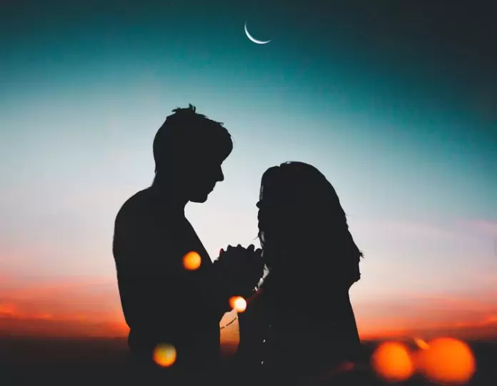 «عشق سر پیری» زن ۵۲ ساله چند زندگی را به هم ریخت