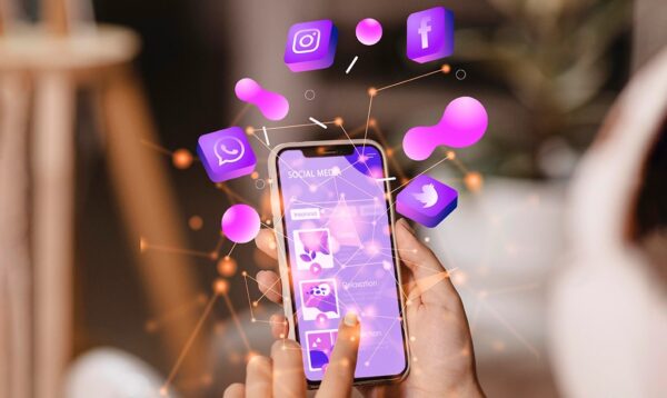 گوشی هوشمند برای نوجوانان 4