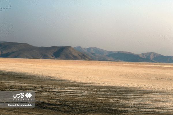 Maharloo Lake Shiraz 7