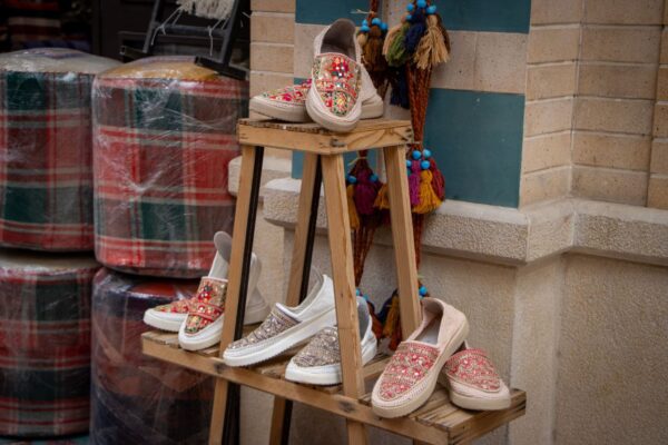 Photos of Yasman Sharifi 28 1