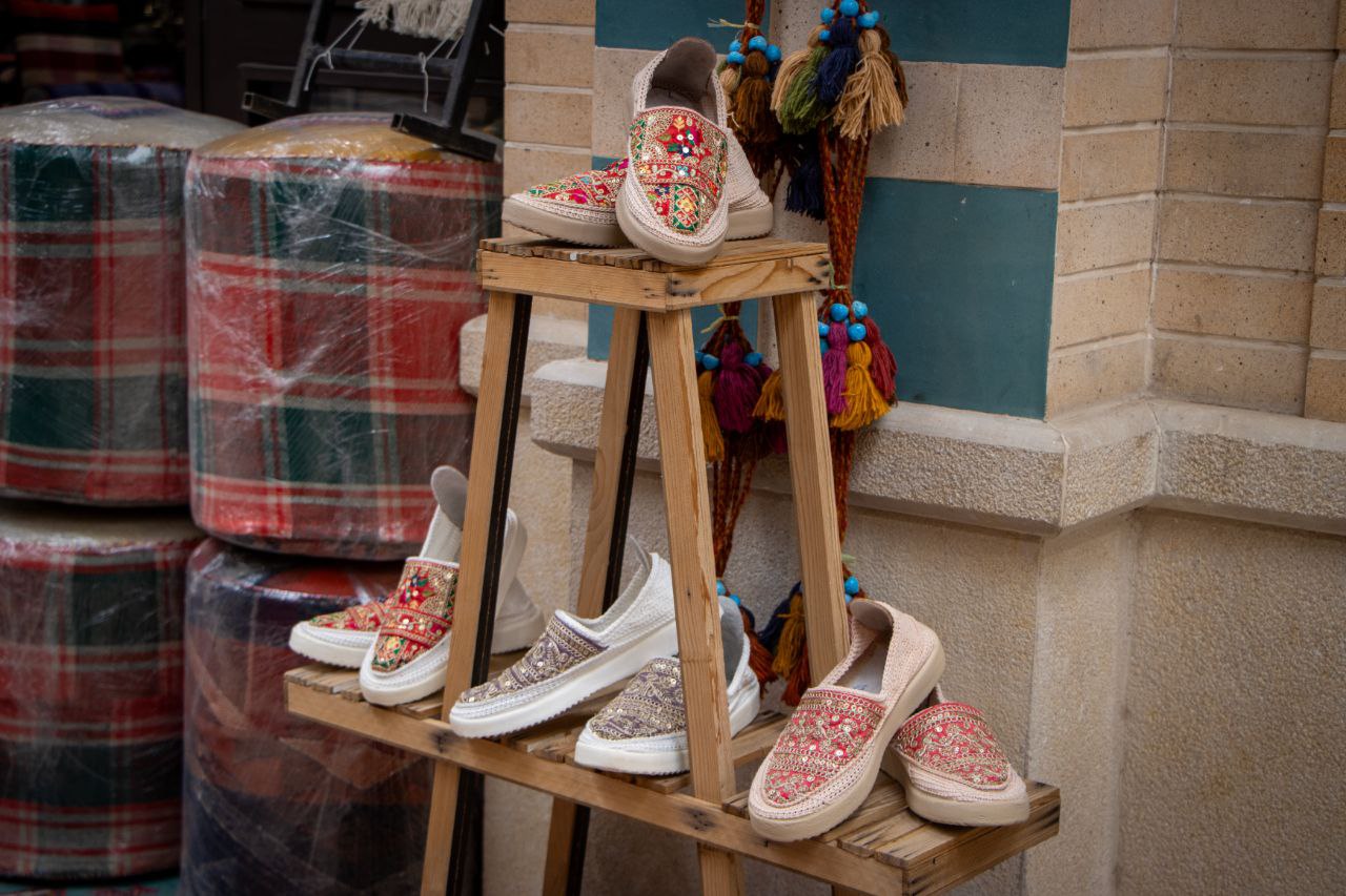 گشتی در «بازار هنر» شاهکار فرهنگی محله سنگ سیاه شیراز