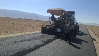 آغاز عملیات «آسفالت سرد امانی» کاملاً رایگان در راههای روستایی فارس بدون هزینه برای دولت 3 آسفالت سرد