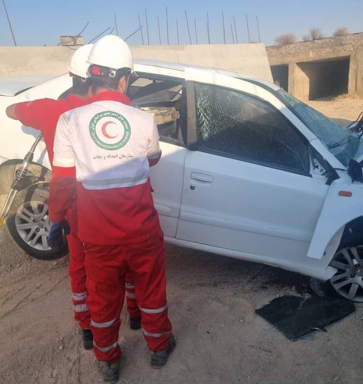 شیرجه مرگبار سمند به درون پل در جاده نی‌ریز – سیرجان