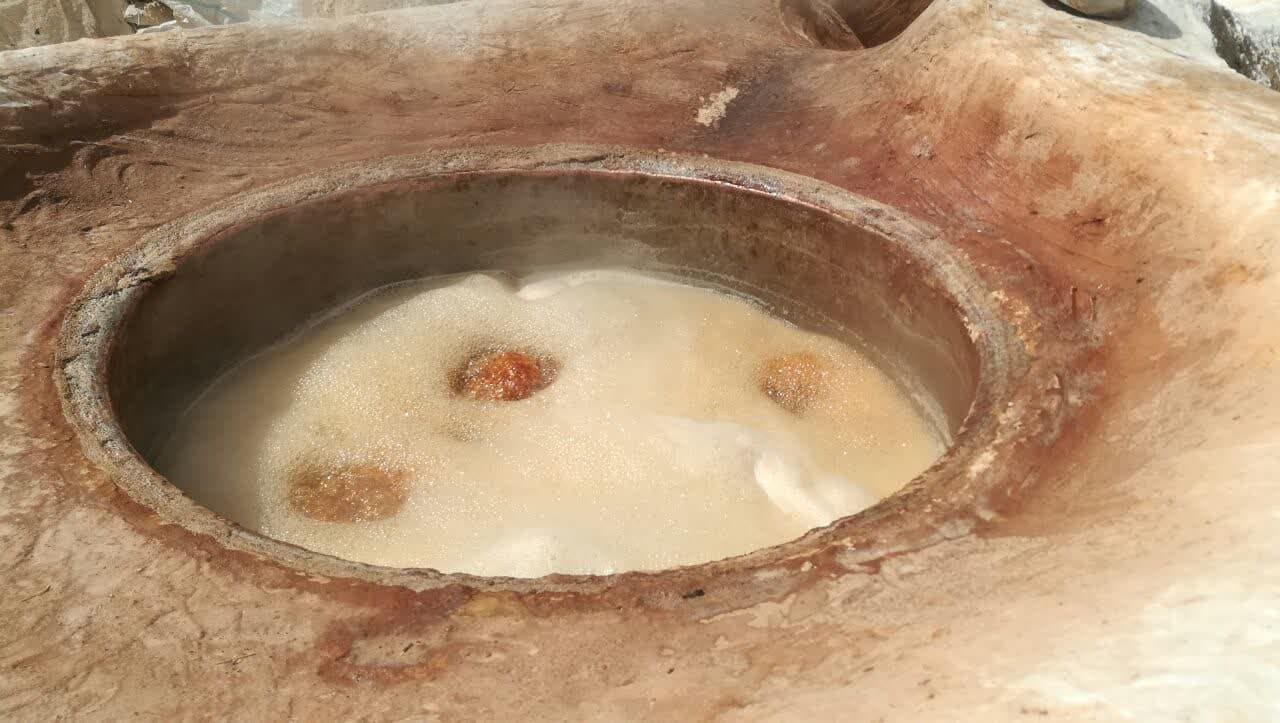 تولید ۱۶۰ تن شیره انگور در آیین سنتی «کُرُش» استهبان