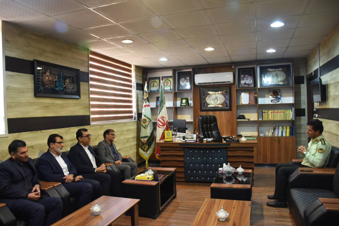 همکاری صمت و پلیس فارس برای کنترل و تنظیم بازار/ تأکید بر تأمین کالا و ارتقای کیفیت فعالیت‌های اقتصادی