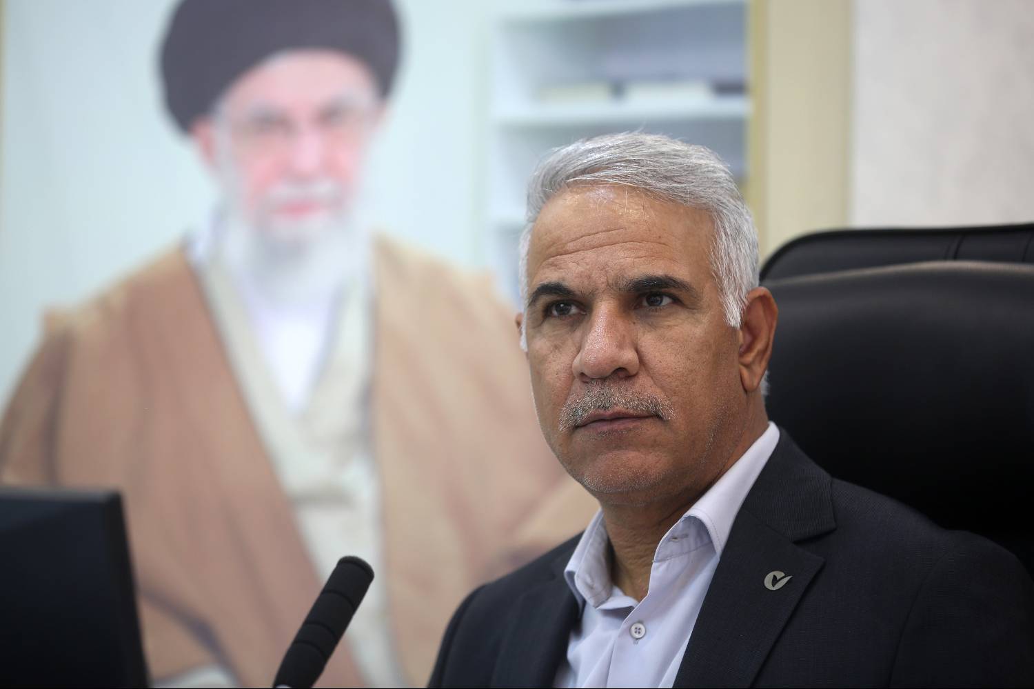 مدیر شعب بانک مهر فارس تأکید کرد: پدافند غیرعامل ستون تاب‌آوری شبکه بانکی؛ ضرورت ارتقای زیرساخت‌های سایبری در برابر تهدیدات نوین