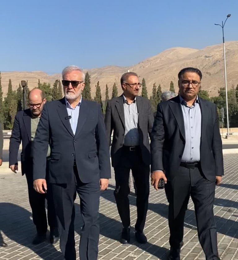 دعوت شهردار شیراز از خانواده‌های شیرازی برای شرکت در پیاده‌روی خانوادگی جمعه ۲۵ مهرماه