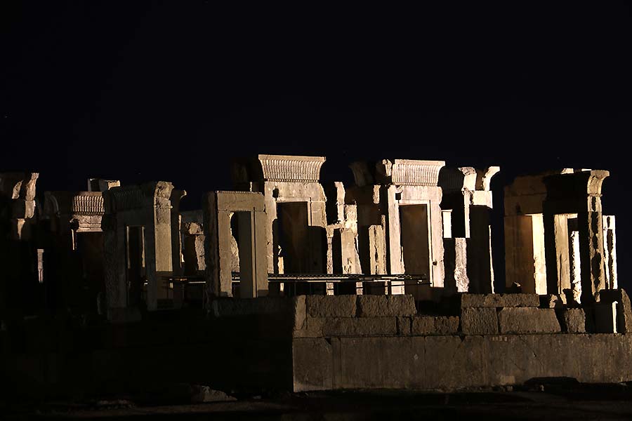 موافقت شورای عالی شهرسازی با «ساخت و ساز در حریم درجه ۲ تخت جمشید»/الحاق ورودی اصلی تخت‌جمشید به شهر مرودشت !