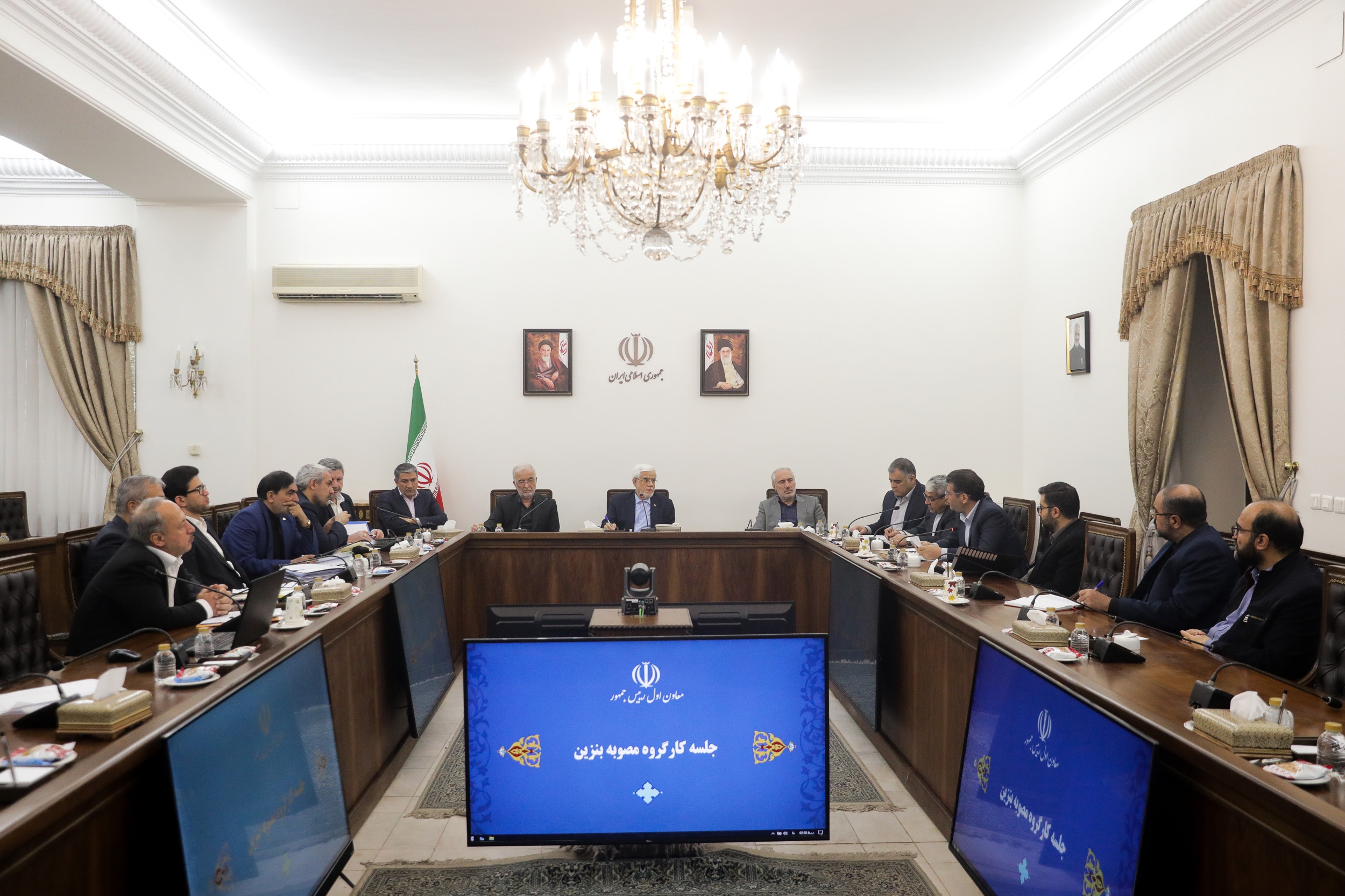 اعلام آمادگی دولت برای اصلاح مصوبه بنزین به نفع مردم