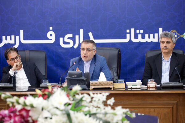 تلاش معاون اقتصادی استاندار فارس برای احیای قند ممسنی و ITI بههمراه کاغذسازی زاگرس، شیر سویا و گروه صنعتی معیت 2 ContentImages 279359