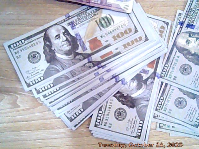 کلاهبردار فروش ارز تقلبی در شیراز دستگیر شد/شکات قصد فروش طلا در سایت دیوار داشتند