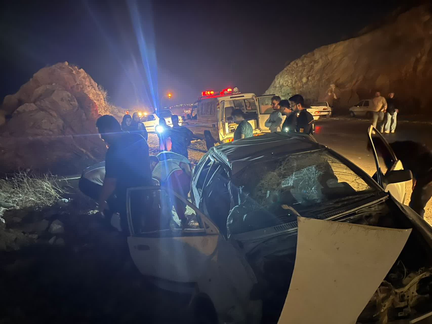 تصادف سه خودرو در جاده رستم – یاسوج ۹ مصدوم برجای گذاشت