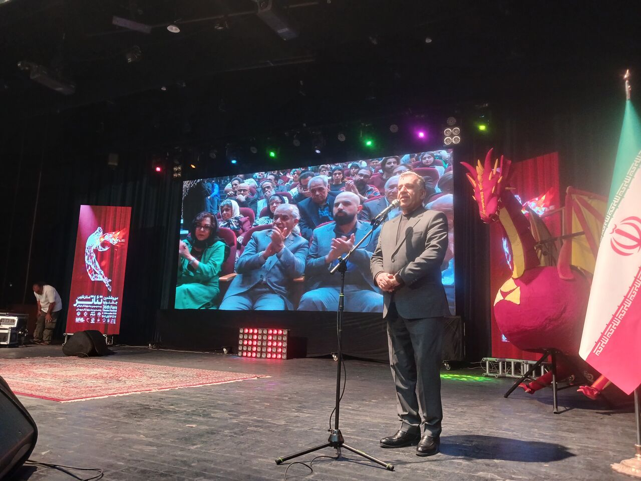 معاون سیاسی استاندار فارس: تخت جمشید و مقبره کوروش هخامنشی مال ما ایرانی‌هاست