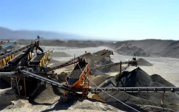 تنگ سرخ، کوه سرخ و دراک 1