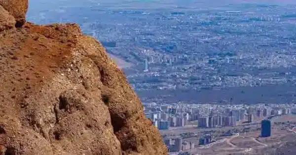 تنگ سرخ، کوه سرخ و دراک 2