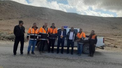 نجات جان بیمار گرفتار در سیل توسط راننده کامیون راهداری زرین‌دشت فارس