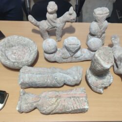 کشف گنج ۲۸۰۰ ساله با ارزش ۱۰۰۰ میلیارد تومان از قاچاقچیان در فریدونکنار