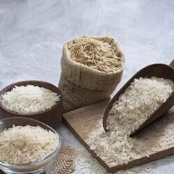 فوت و فن‌ تشخیص  برنج مرغوب و اصل از نمونه‌های تقلبی و پلاستیکی