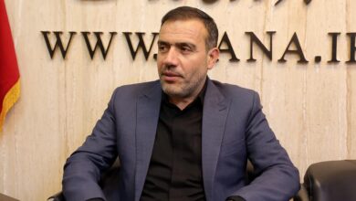 رئیس مجمع نمایندگان فارس: افزایش ۲۰ درصدی حقوق بازنشستگان ، کارگران و کارمندان کفایت نمی‌کند/لزوم متناسب‌سازی دستمزدها با تورم واقعی