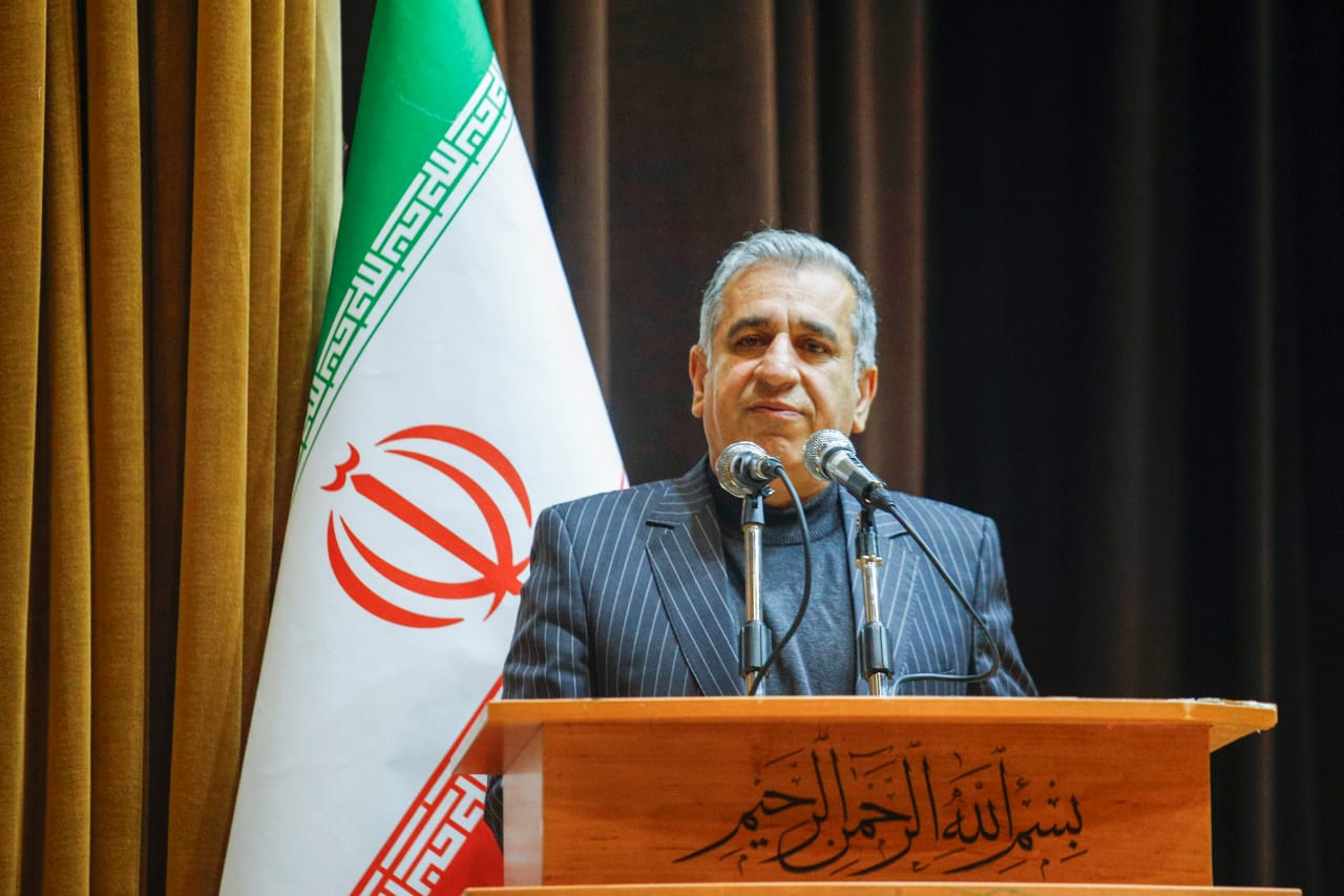 معاون سیاسی استاندار فارس: مدیران با مسئولیت‌پذیری مانع ایجاد نارضایتی شوید