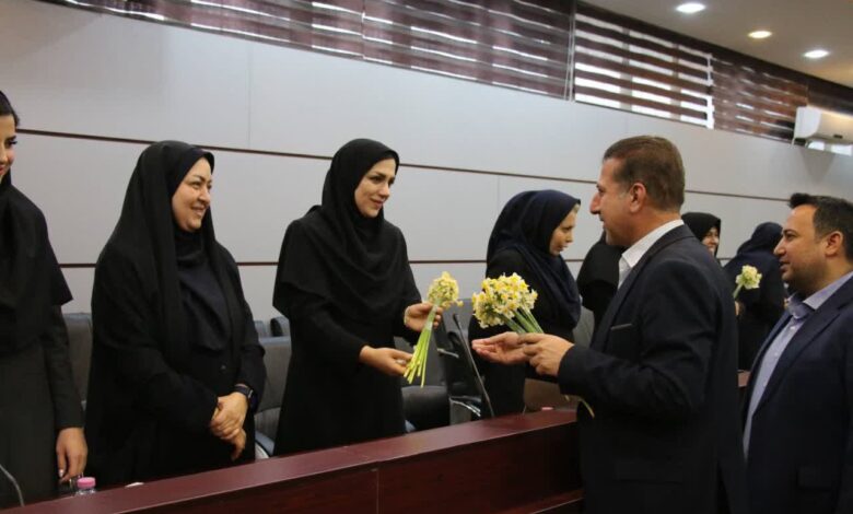 تجلیل از ۶۰ بانوی شاغل راهداری فارس به مناسبت روز زن و مقام مادر 1 روز زن 1