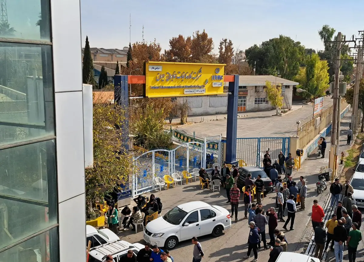 ۳۰۰ خانواده کارگری زیمنس شیراز در آستانه فروپاشی/ وام‌ به نام کارگران گرفتند و اقساط آن پرداخت نشد
