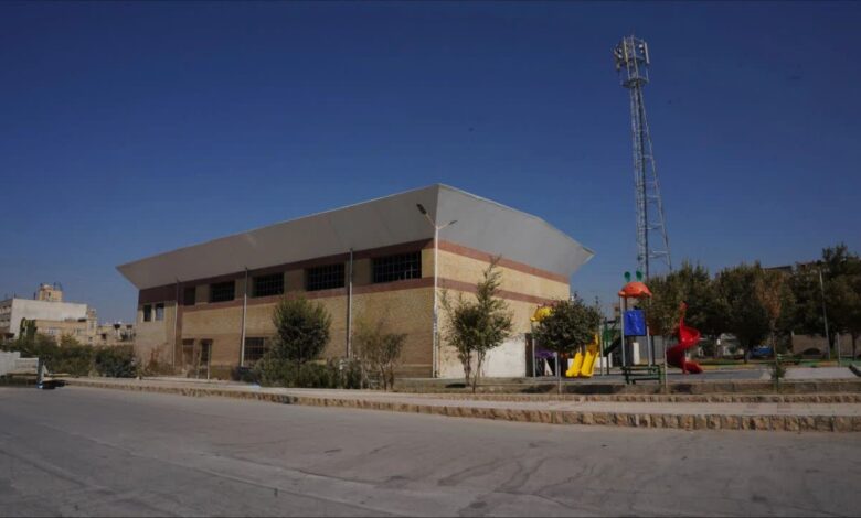 پیشرفت فیزیکی سالن غیرتوپی کوشک میدان شیراز به ۸۵ درصد رسید 1 سالن غیر توپی