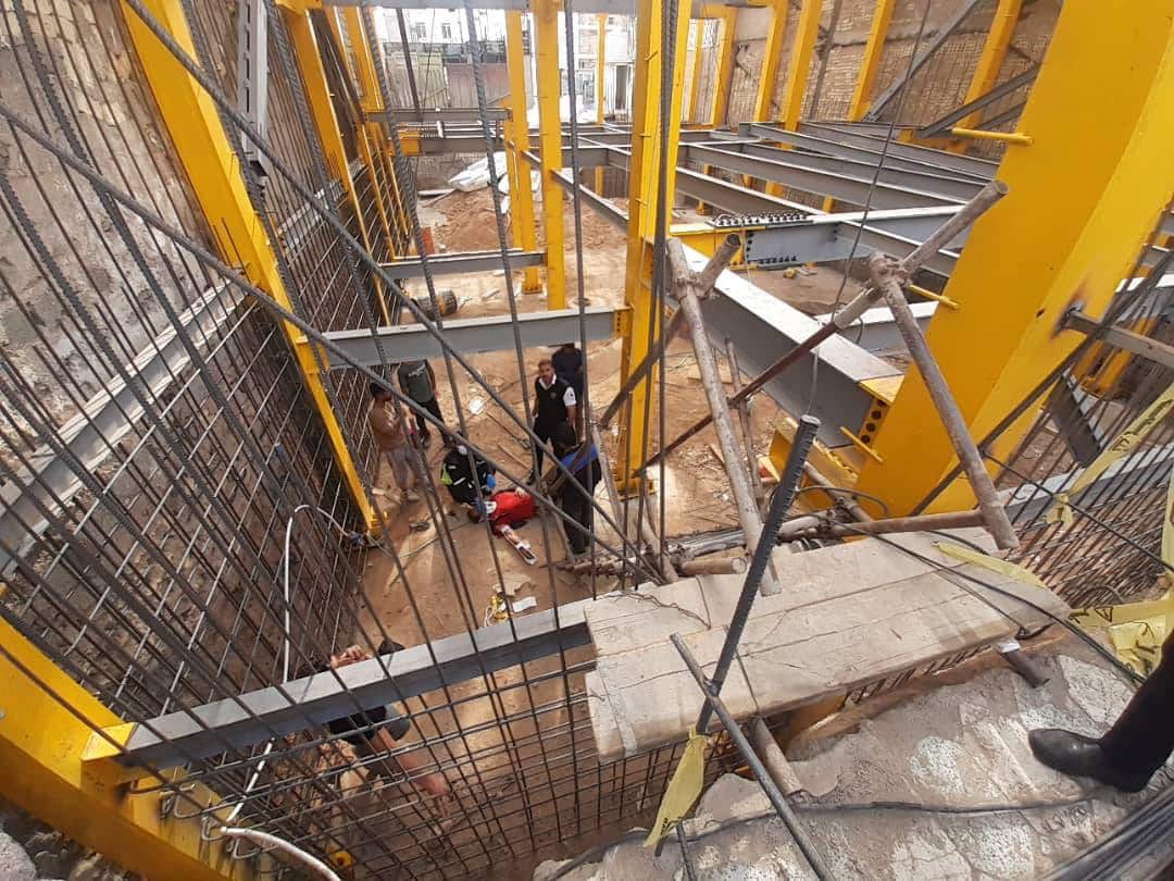 در پروژه‌های ساختمانی شیراز؛ ۲ کارگر ظرف یک ساعت از ارتفاع سقوط کردند