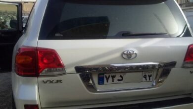 توقیف لندکروز ۳۰۰ میلیاردی با پلاک جعلی پس از فرار از پلیس شیراز