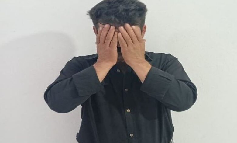 سارق مسلح طلا فروشی پس از ۱۰ سال در پاسارگاد دستگیر شد 1 محکوم متواری پاسارگاد