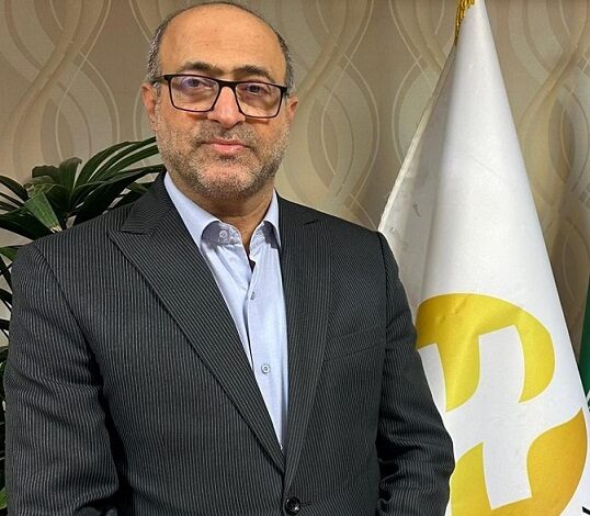 بازنشستگان با «بیمه اکمل آتیهسازان» ظرف ۴۸ ساعت هزینه درمان را دریافت میکنند 1 مدیر عامل شرکت آتیه سازان حافظ