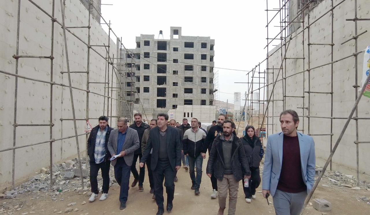 گزارش مدیرکل بنیاد مسکن فارس از وضعیت پروژه‌های نهضت ملی مسکن در شهر جدید صدرا