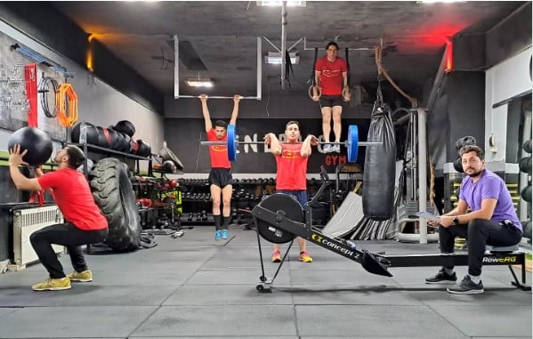 کراسفیتورزش