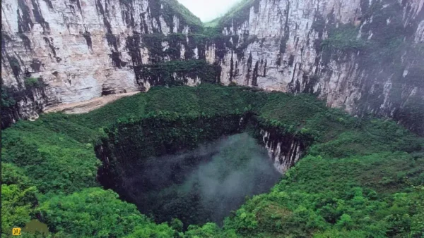 گودال بهشتی 8