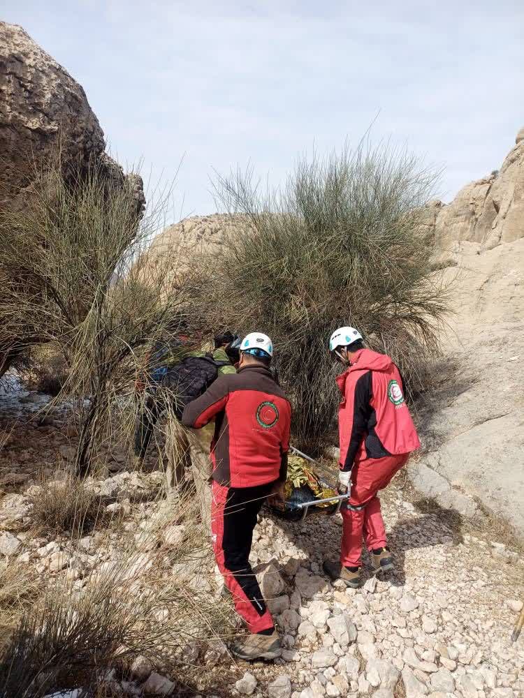 کشف پیکر بی‌جان مرد۴۷ساله در منطقه بند امیر چاه‌منه زرقان