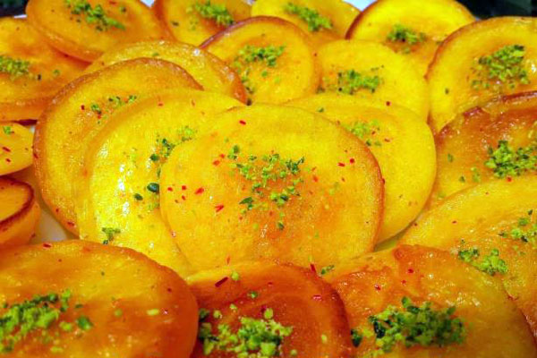 روش تهیه خاگینه قاشقی دسر سنتی و محبوب شهر تبریز