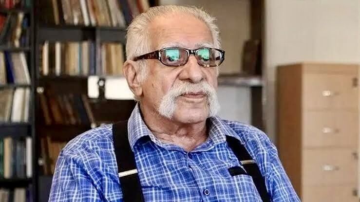 بدرقه ابدی و خاکسپاری پیکر مترجم منشور کوروش در آرامگاه-حافظ ۱۰ اسفند