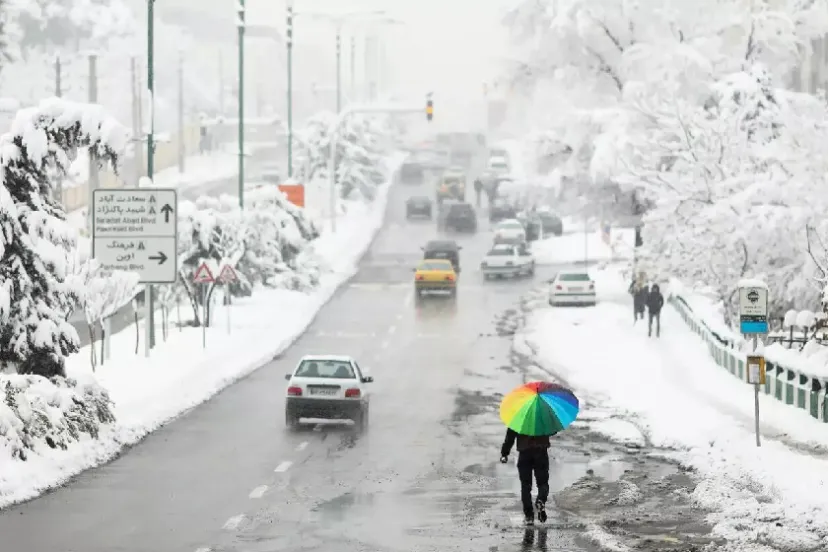 ورود سامانه بارشی به کشور و بارش برف و باران در بیشتر استان‌ها