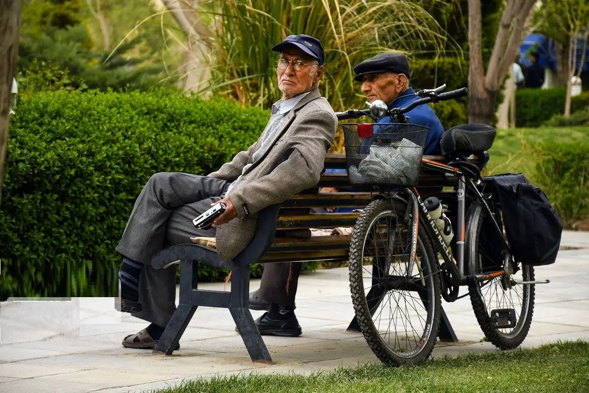 بازنشستگان نیز مشمول دریافت فوق العاده خاص می‌شوند +جزئیات