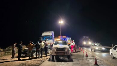 وحشت شبانه در جاده لار_جهرم/ برخورد پژو پارس و تریلی با ۹ مصدوم