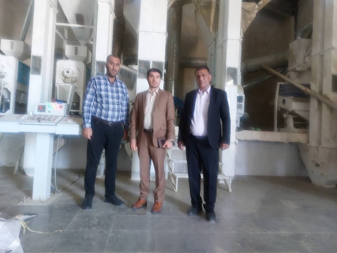 بازدید معاون سازمان تعاون روستایی فارس از زیرساخت‌های مرودشت / تأکید بر نقش تعاونی‌ها در اقتصاد مقاومتی