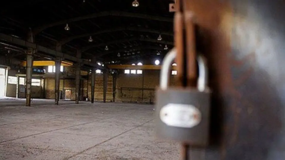 هشدار بخش خصوصی فارس درباره فروپاشی زنجیره تأمین|شریان‌های اقتصادی در بن‌بست دیجیتال