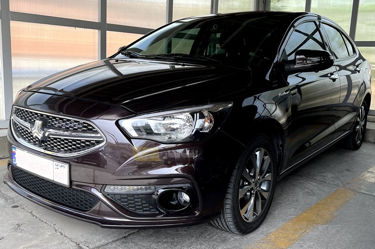 قیمت روز بازار-نمایندگی خودرو در ۲۶ بهمن ۱۴۰۴ | حاشیه سود نجومی خریداران کارخانه‌ای خودرو