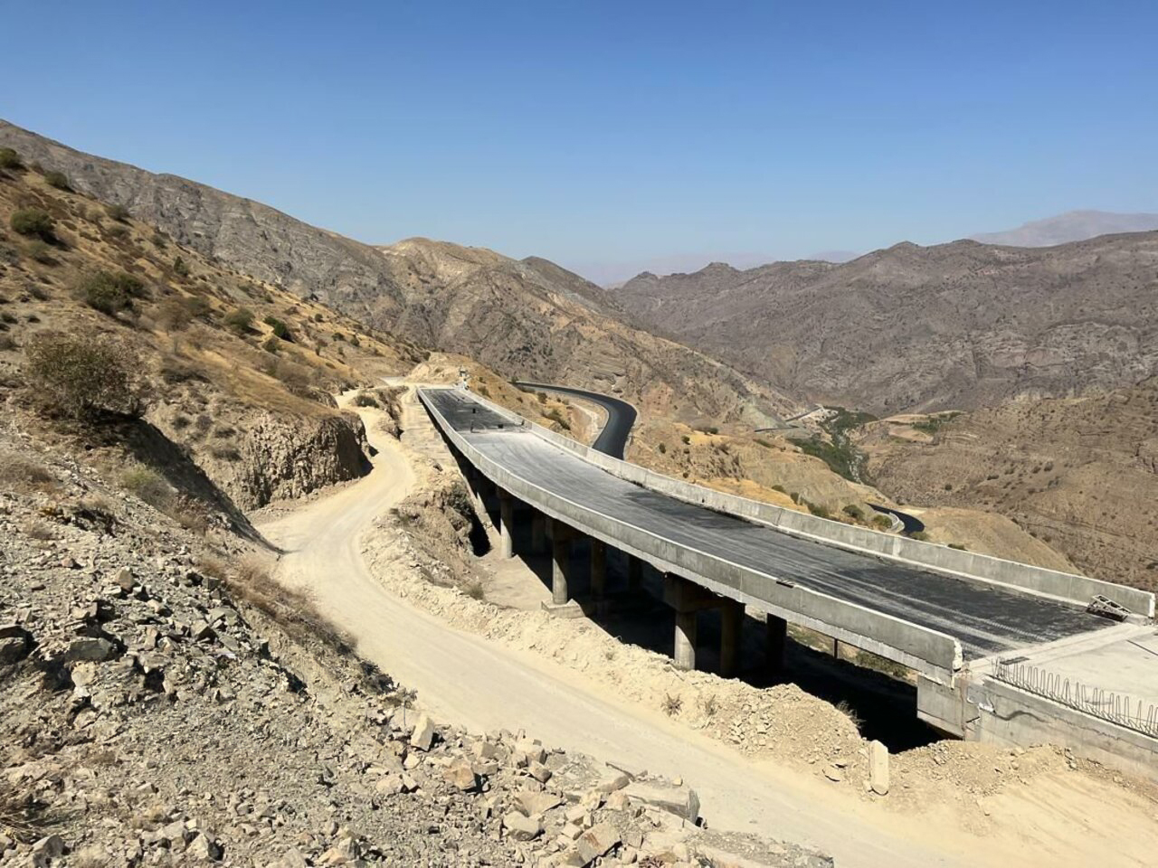 مالیات مردم خرج پروژه‌ای بدون شناسنامه محیط‌زیستی می‌شود