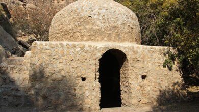 تخریب تاریخ ایران در تنگه ایچ استهبان/ باغداران به حریم چهارتاقی ساسانی تجاوز کردند+ عکس