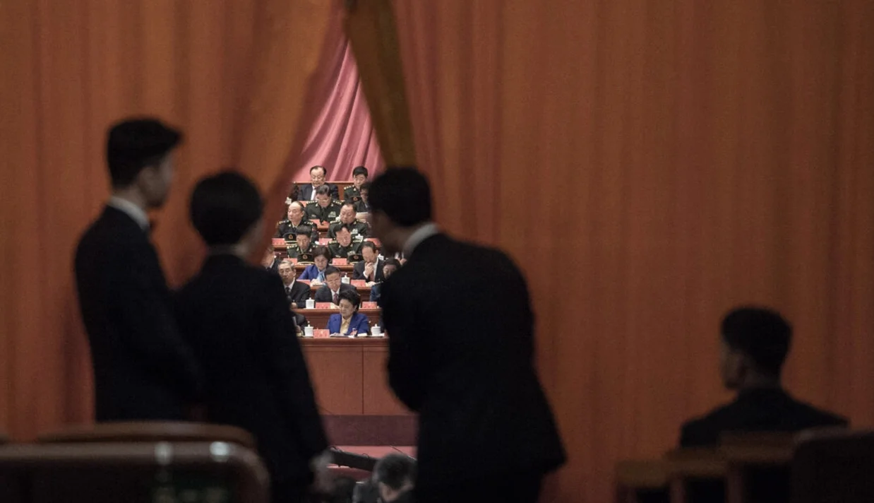 پاکسازی ناگهانی فرماندهان ارشد ارتش چین نشانه تشدید جدال قدرت بر سر جایگاه شی جین‌پینگ