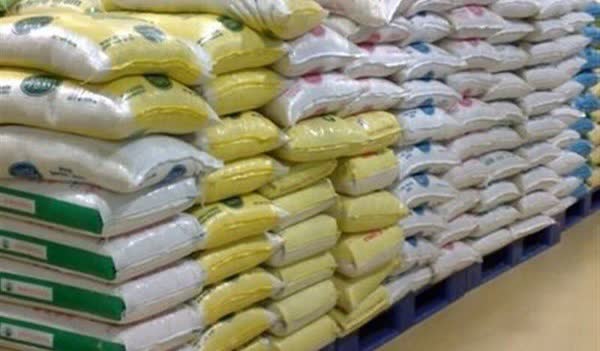 توزیع گسترده برنج ، شکر و روغن برای ثبات و تنظیم بازار در فارس